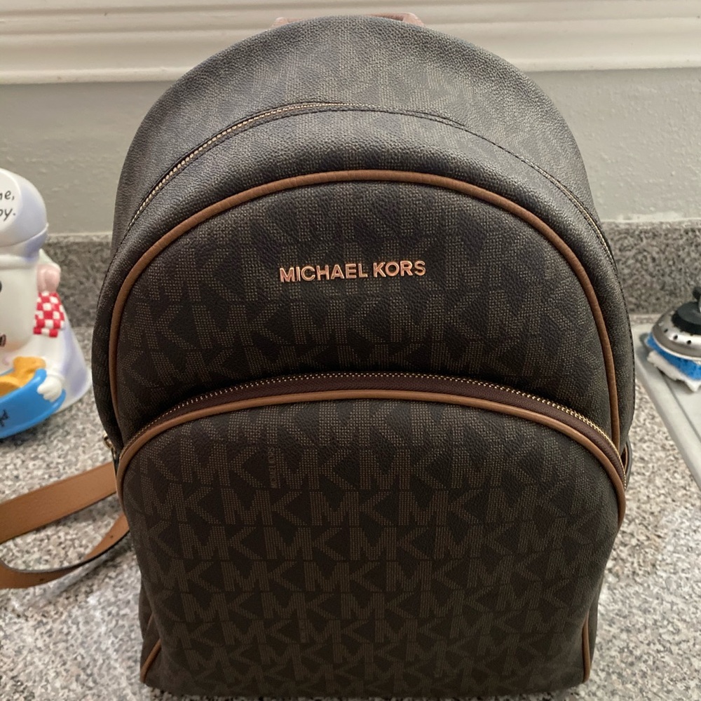 Michael Kors MICHAEL Large Abbey Jet Set Backpack